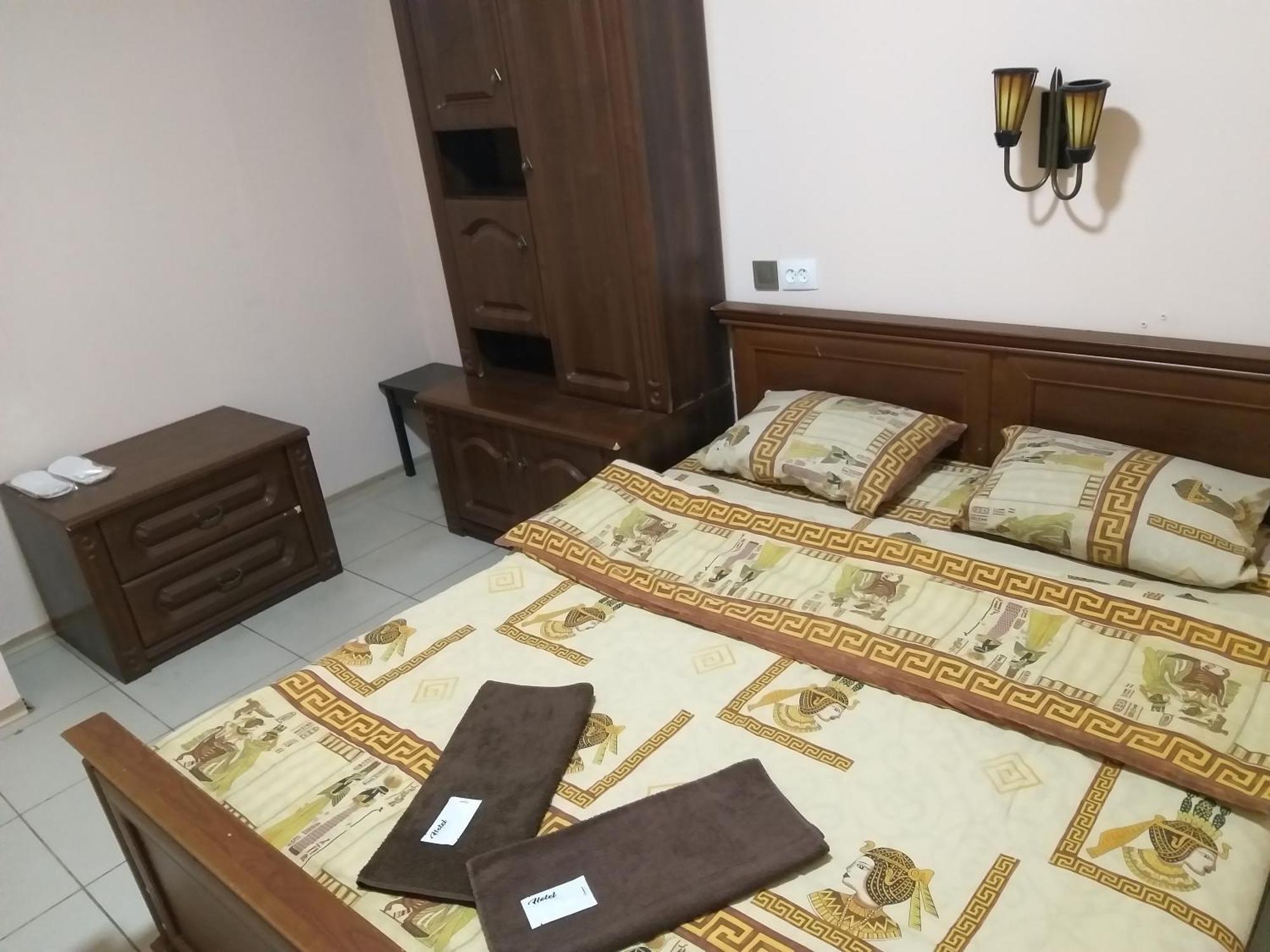 Sherlock Hotel Kharkiv Extérieur photo