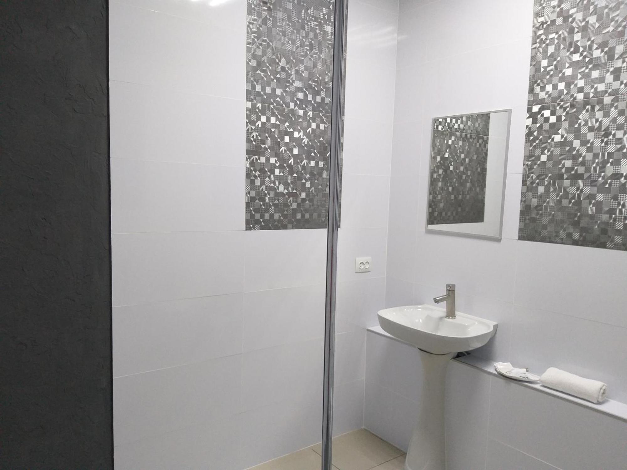 Sherlock Hotel Kharkiv Extérieur photo